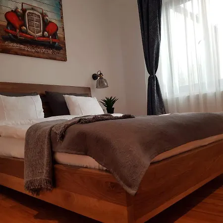 Old Bakery House Apartment Sinaia Exterior photo